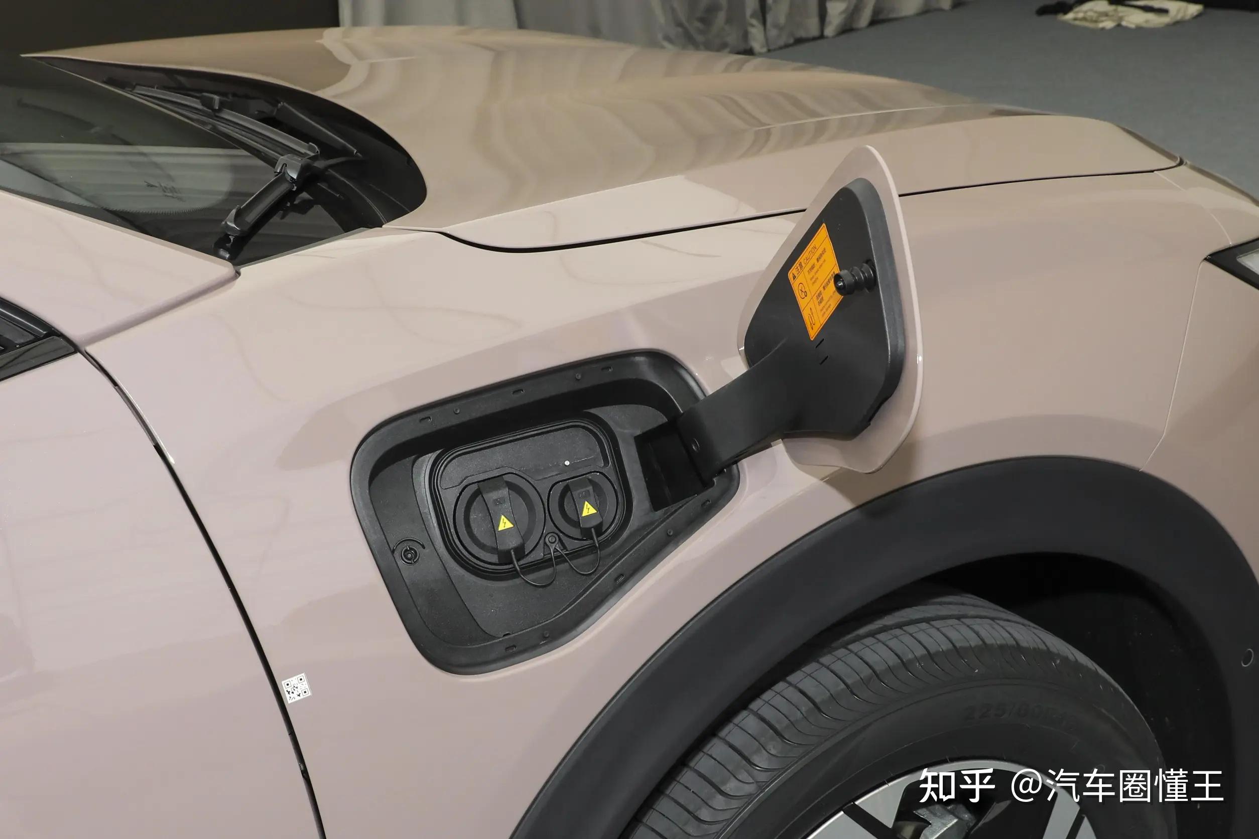 成都哪吒X报价8.98万起 暂无优惠