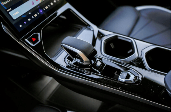 吉利将在年内推出搭全新一代“超醇电混”技术全新轿车与全新SUV