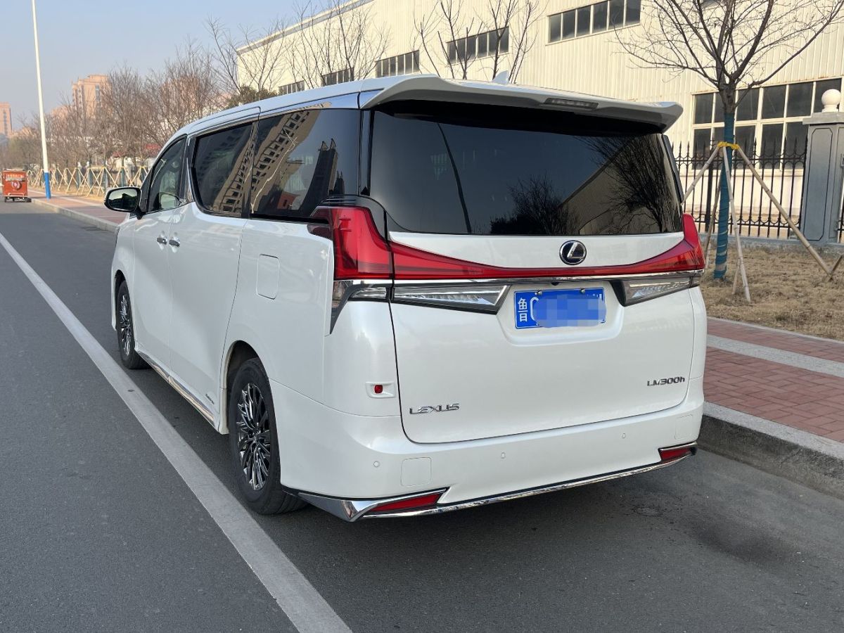 雷克萨斯LM欧版促销145万起