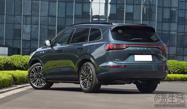 成都问界M7最低24.98万起售 暂无优惠