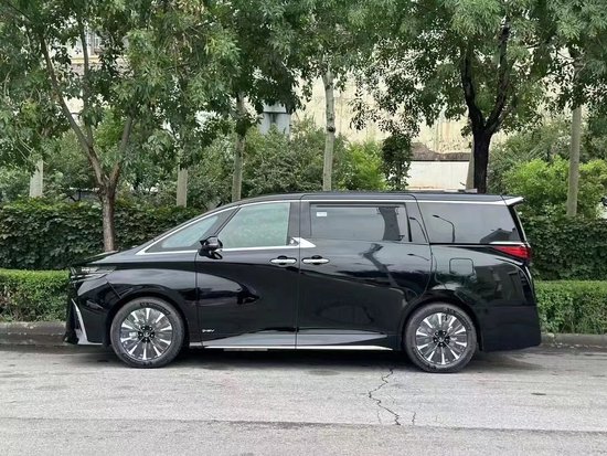 2024埃尔法亚洲版最低报价101万起