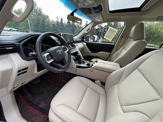 平行进口丰田兰德酷路泽美规版团购最高优惠21.8万 欢迎前来试驾