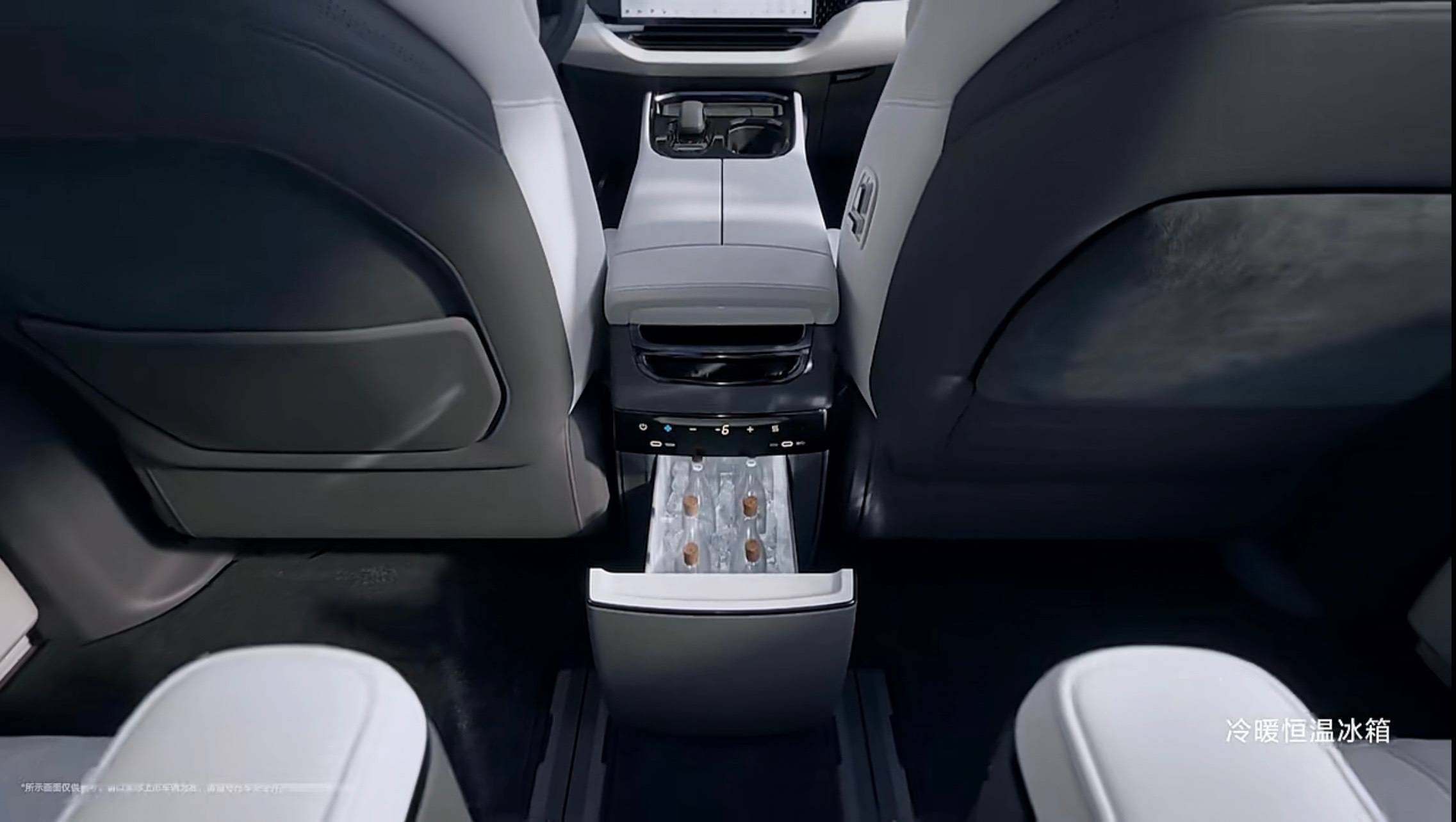 成都极氪009报价43.90万起 暂无优惠