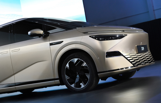 极氪、长城、小鹏等中国电动车惊艳CES！美国记者看傻了：我就像个乡巴佬