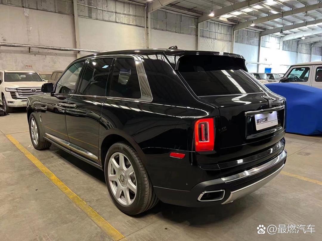 劳斯莱斯库里南价格最低590万起售 欢迎到店试驾