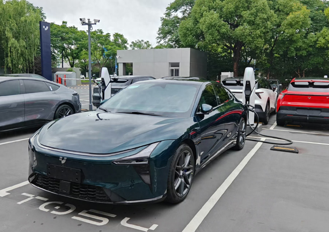 极越本周启动定金退款 售后维保最新动向 此前称获百度和吉利支持