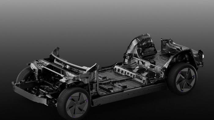 极越售后服务有序推进：定金退款、维保服务及用户权益保障已全面展开