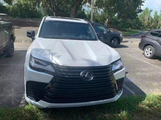 邛崃雷克萨斯ES最高让利8.00万元 仅21.69万可入手