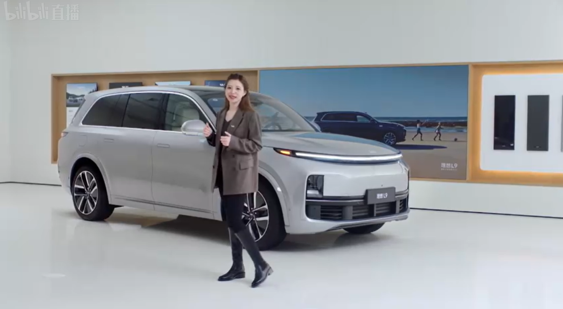 理想全新AD Max V13.0来了！城市、高速端到端丝滑无断点