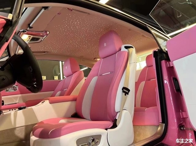 天津华夏安邦豪车欧陆最高降34.6万 仅313万可入手