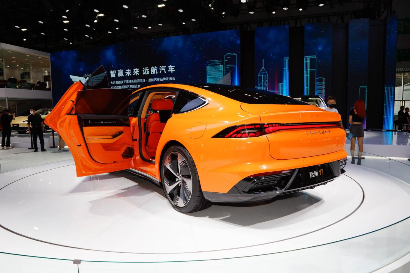 成都远航Y7售价39.98万起 暂无优惠