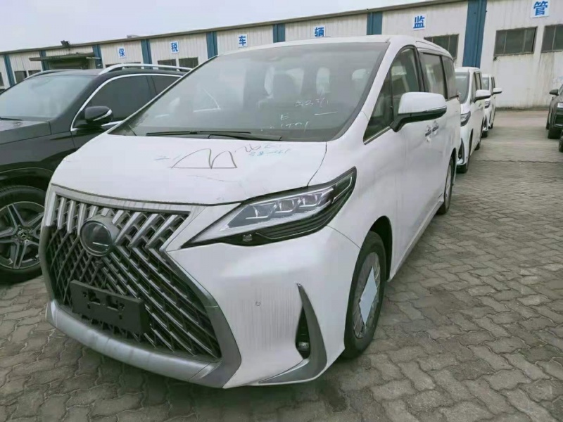 现购雷克萨斯LM亚洲版享31万优惠