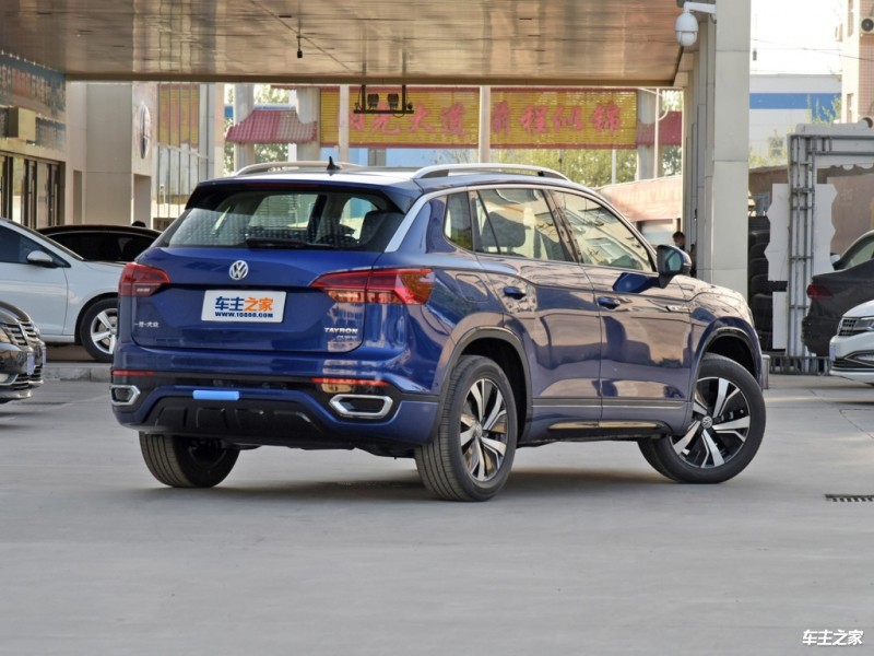 成都Arteon售价29.98万起 优惠高达4.82万