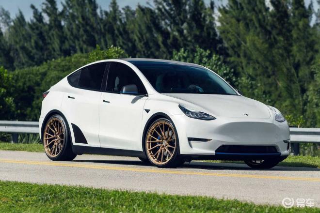 新款特斯拉Model Y美国上市：起售价超43万标配FSD