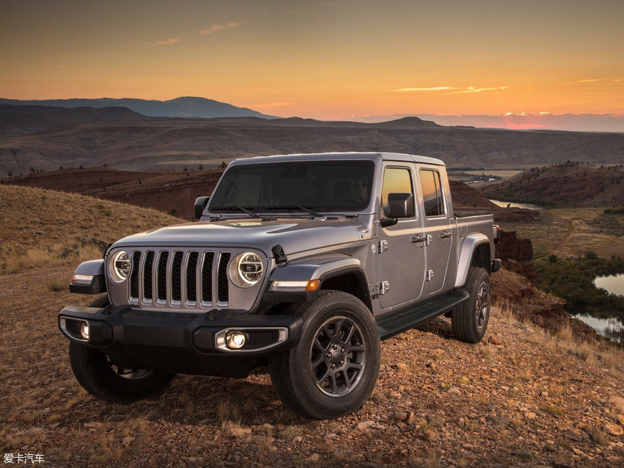 成都角斗士报价46.99万起 暂无优惠