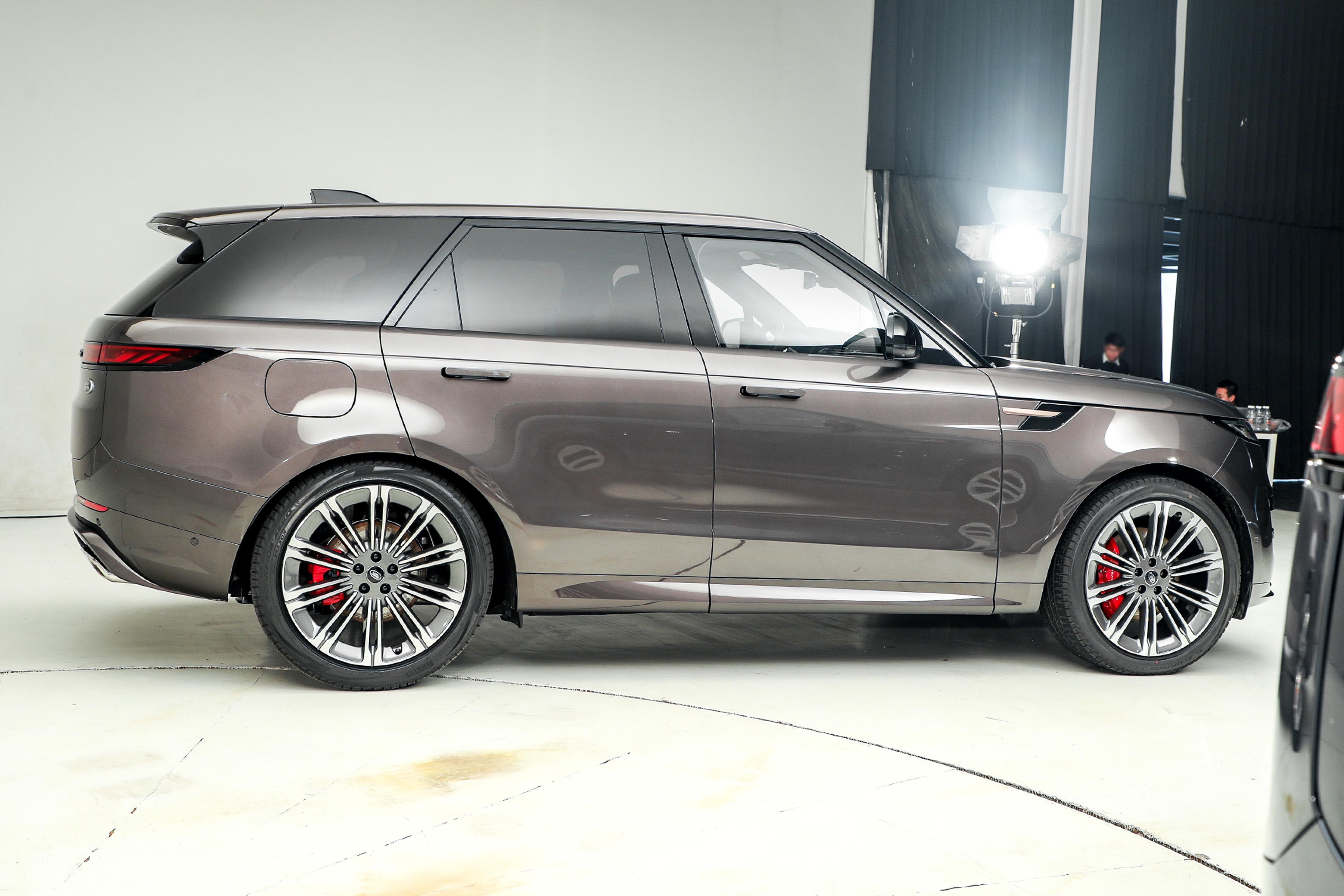 揽胜运动加版目前售价80万起