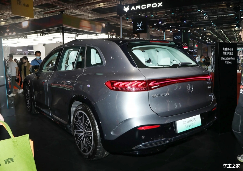 成都奔驰EQS最低88.10万起售 暂无优惠