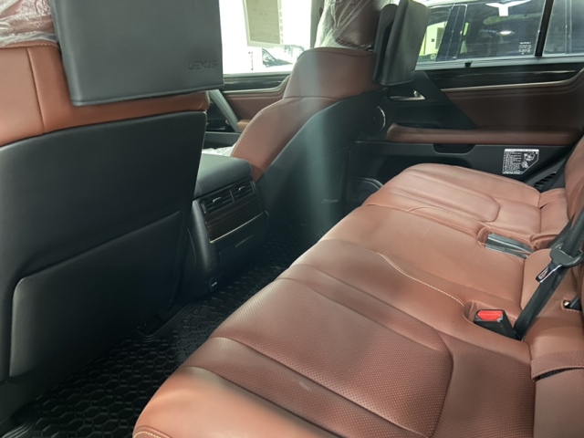 平行进口雷克萨斯LX欧规版降价20万 最低145万