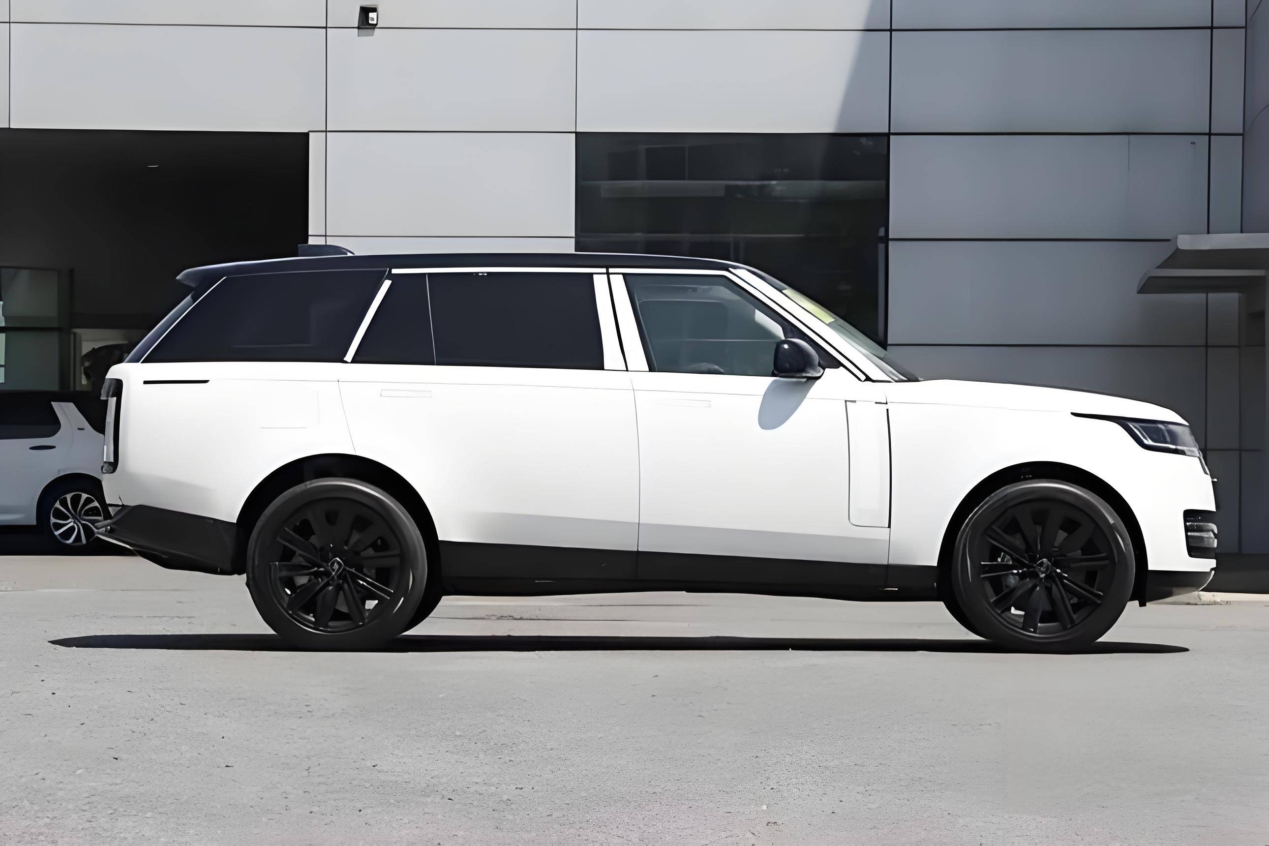 比亚迪刺向理想、华为最强的剑：腾势旗舰SUV N9正式下线