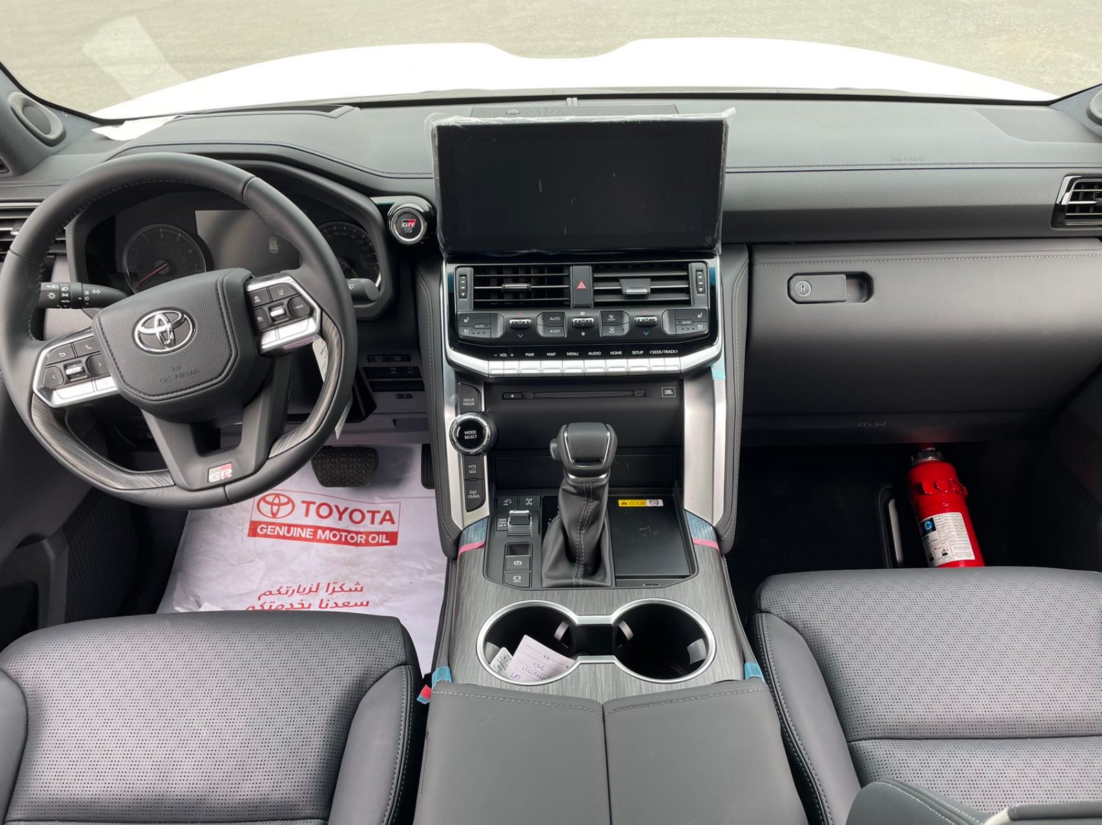 平行进口丰田兰德酷路泽中东版部分车型优惠37万 欢迎上门试驾