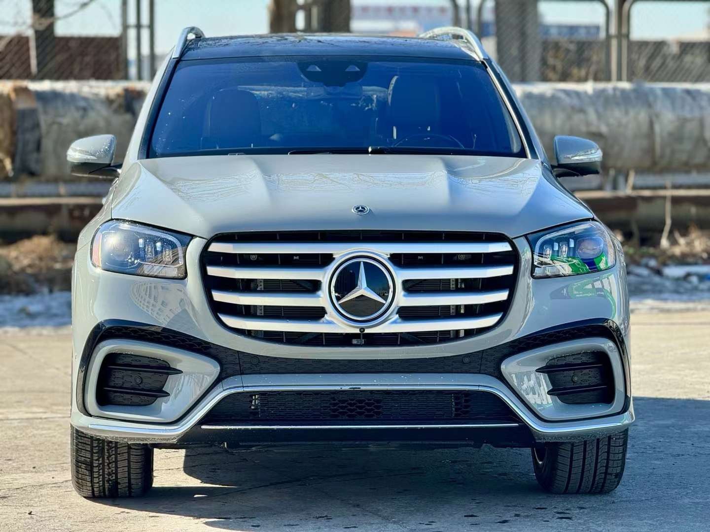 平行进口奔驰GLS加版价格最低110万起 直降62万