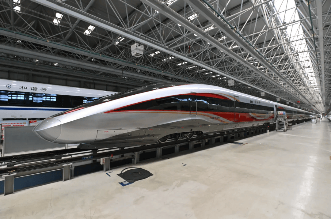 复兴号动车组“亲”上了！历时16分钟