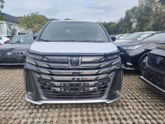 丰田威尔法限时优惠 目前90万元起售