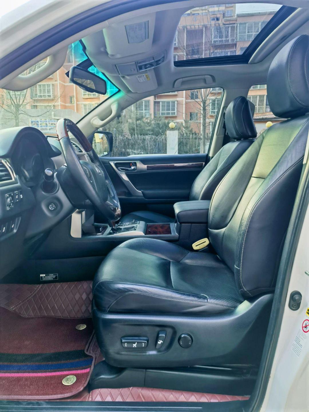 都江堰雷克萨斯GX最低77.80万起售 暂无优惠