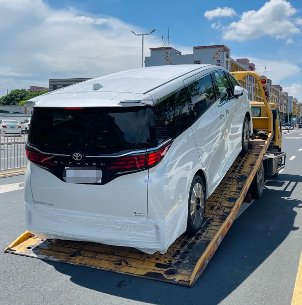 丰田(进口)埃尔法最高降9万