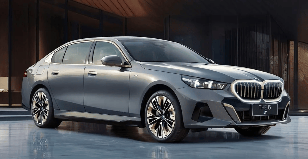 全线下滑！豪车三巨头最新公布