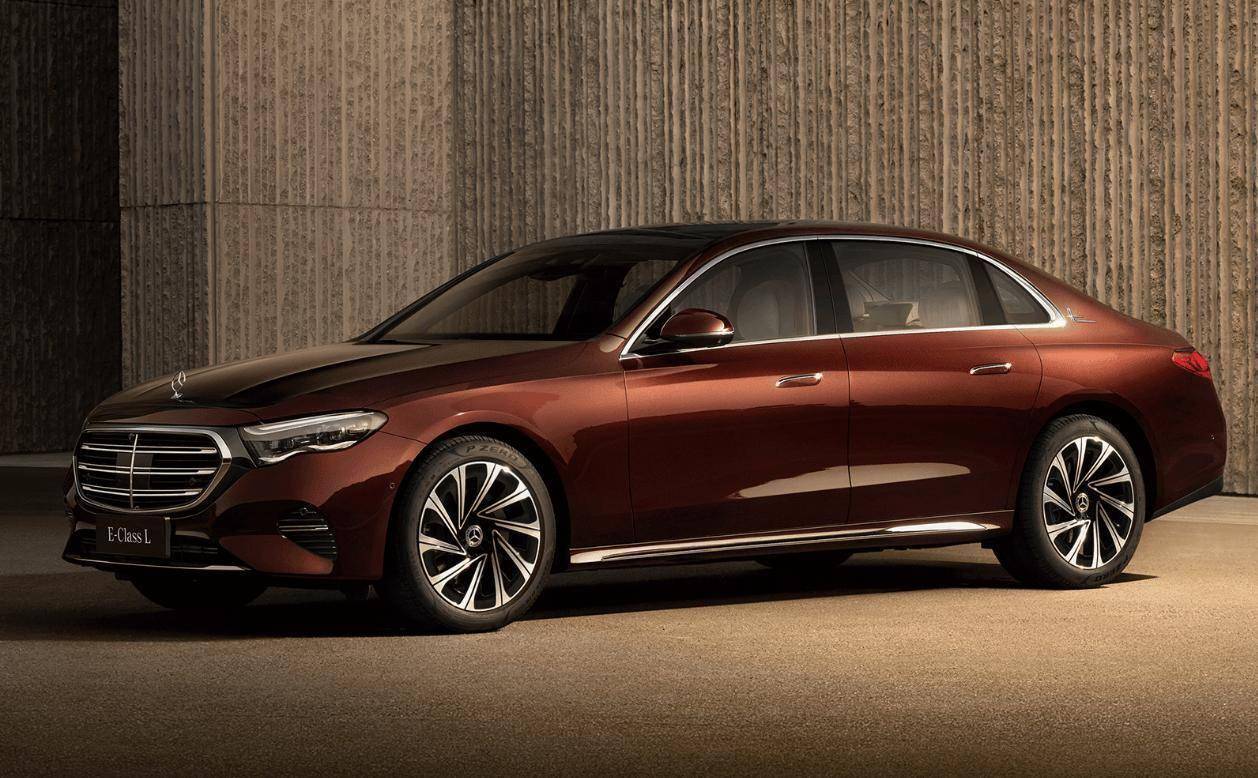 2025新奔驰G级欧版促销158万起 直降53万