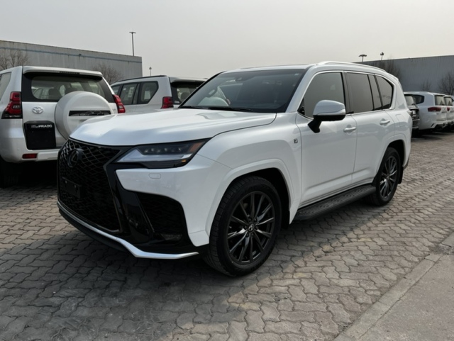 购雷克萨斯LX加版享43万优惠 仅140万可入手