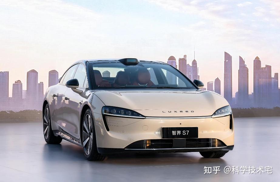 余承东：很高兴看到特斯拉在中国积极推进FSD部署