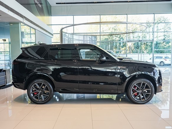 成都路虎揽胜行政美版团购最高优惠37万 欢迎试乘试驾