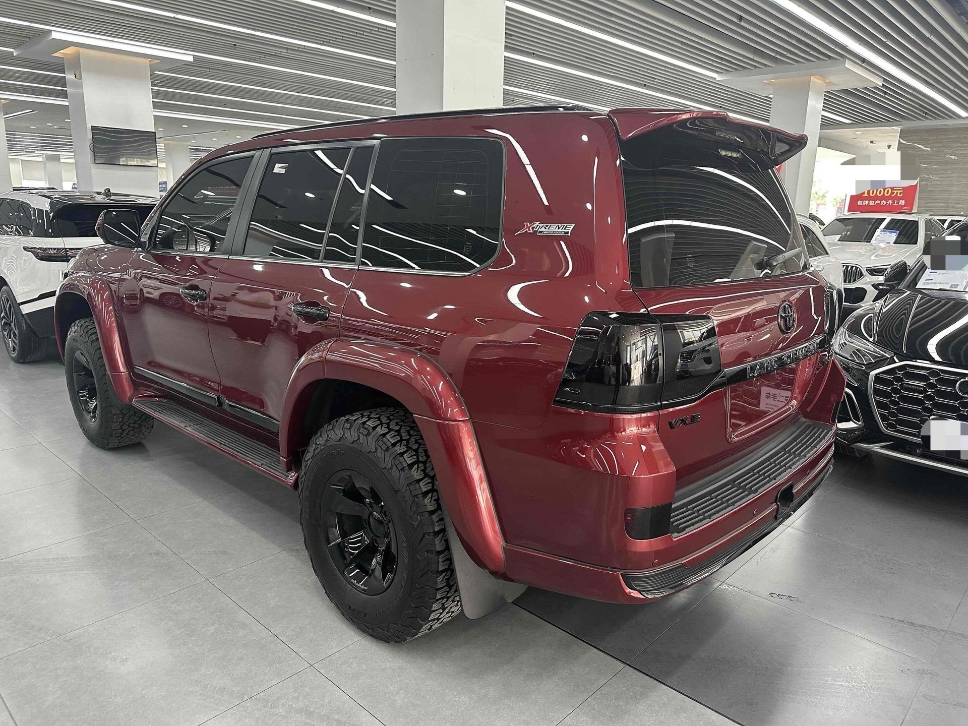 平行进口丰田兰德酷路泽美规版目前售价150万起 售四川