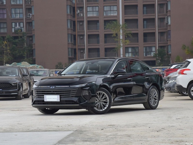 成都奔腾B70优惠高达1.60万 仅9.38万可入手