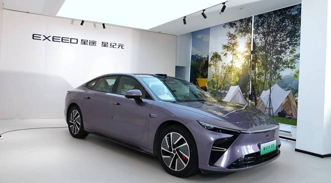 星纪元ES增程满油满电实测行驶2500公里：绕了海南岛3圈