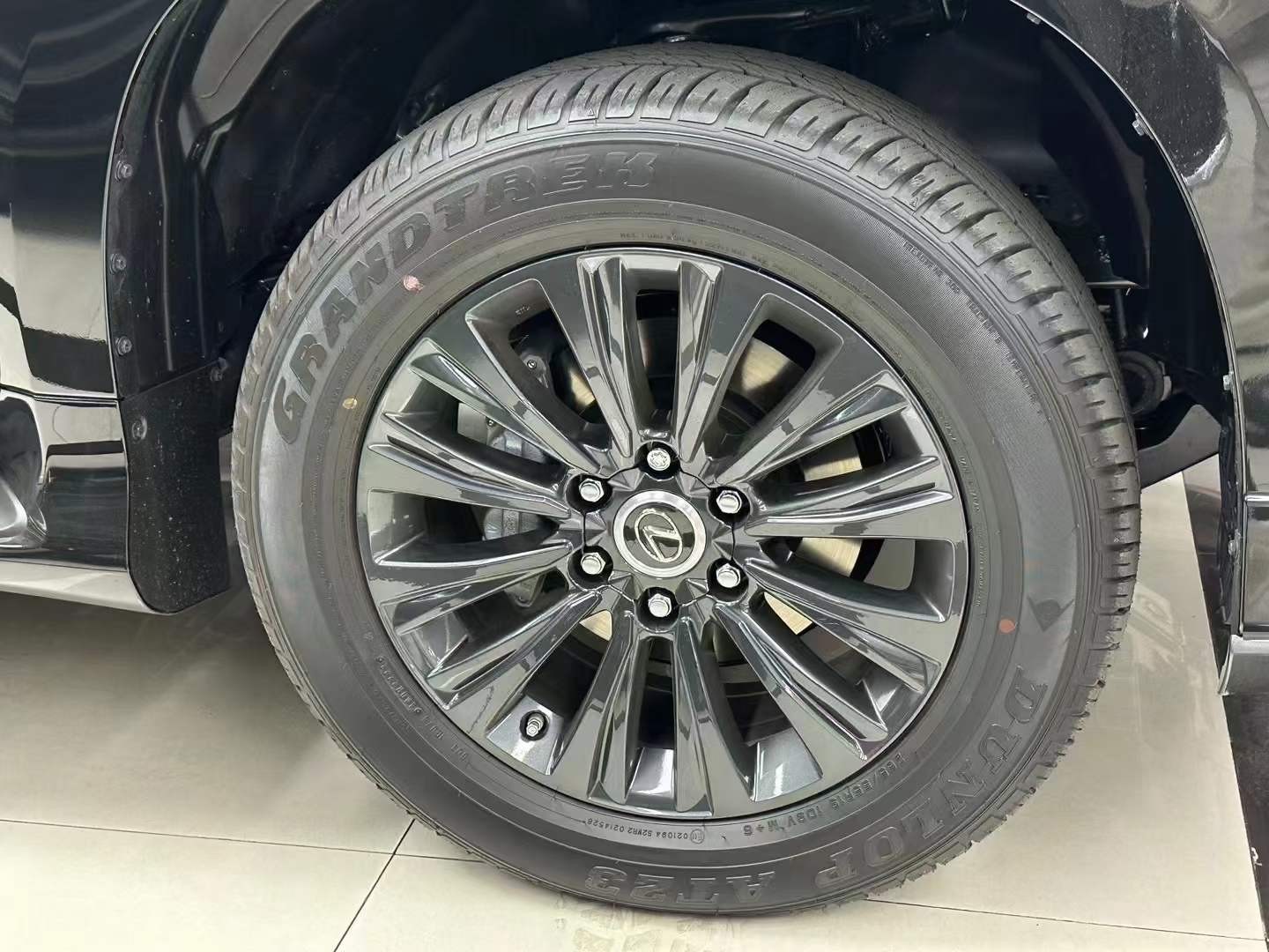 雷克萨斯LX美规版平价销售159万起 欢迎上门试驾