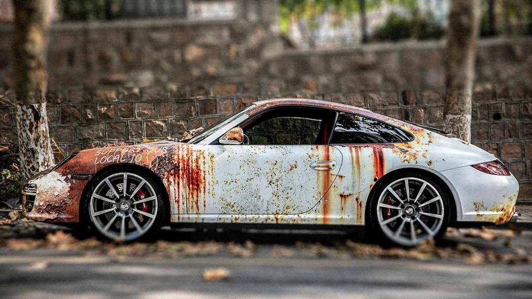 开保时捷加油逃单男子被警方传唤 博主：开的是几万块钱破烂货