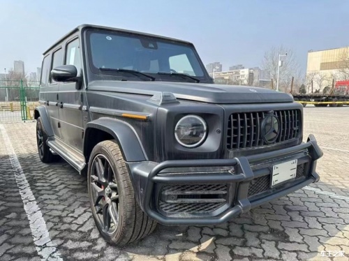 奔驰G级加版促销209万起 欢迎到店试驾