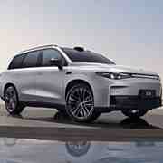 创维磐石首发亮相 800V超充+激光雷达 12-16万元 官方：半价理想