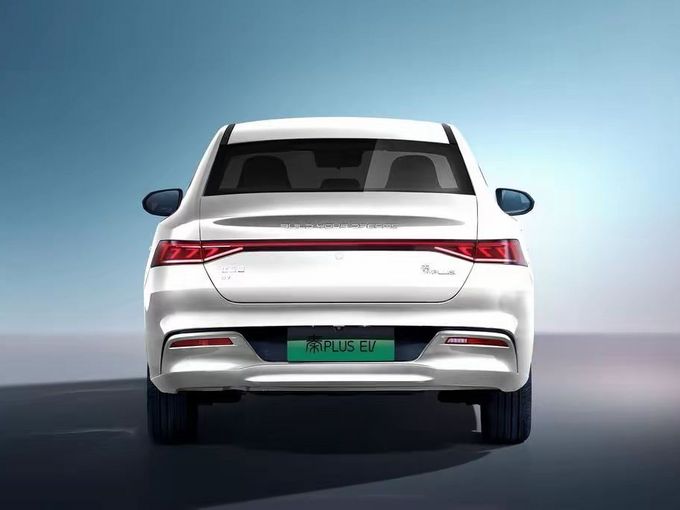 秦L EV起售11.98万元，欢呼之余看看车辆如何选