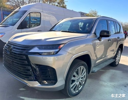 2024款雷克萨斯LX600 4座3.5TT即将开售