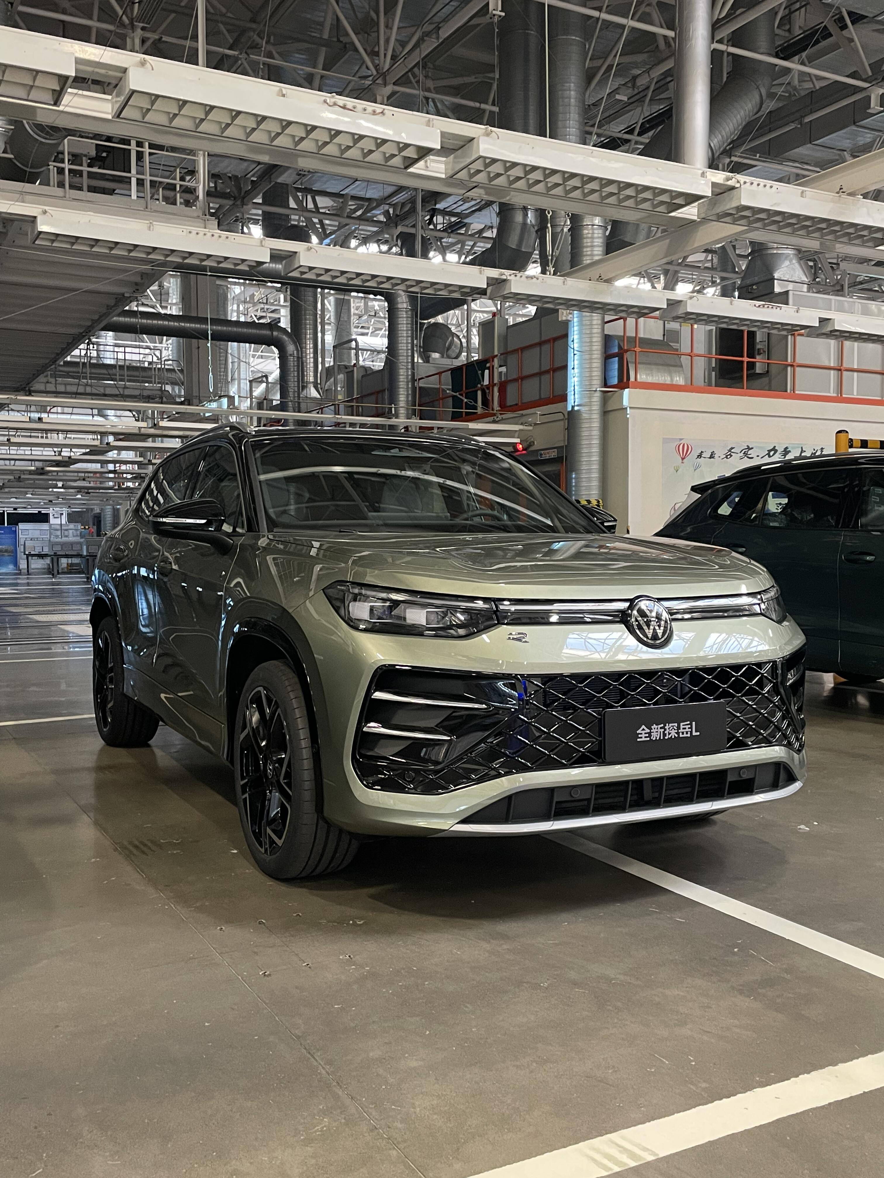 坚持燃油车迭代、以智能化突围，全新探岳L一口价17.69万元起