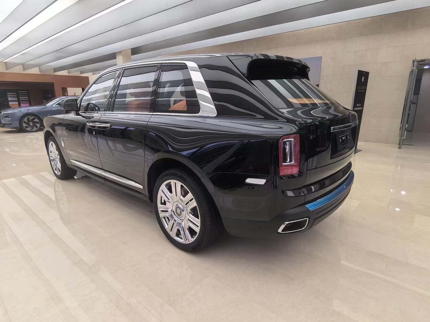 劳斯莱斯库里南团购价格691万起 欢迎上门试驾