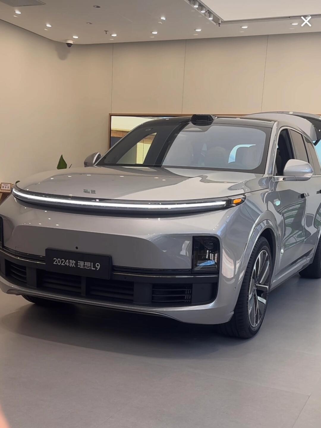 成都理想L7最高降2.00万 仅30.18万可入手