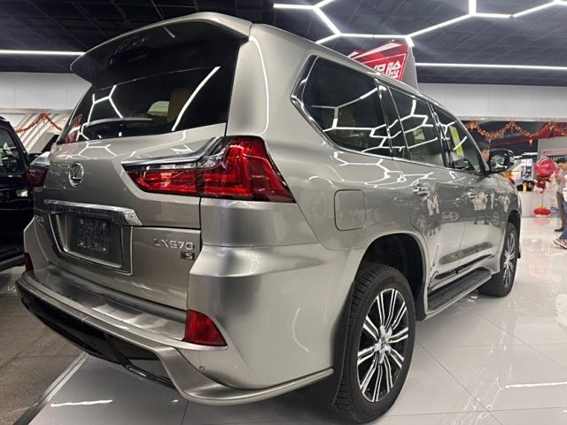 中东版雷克萨斯LX570促销价 配置出色