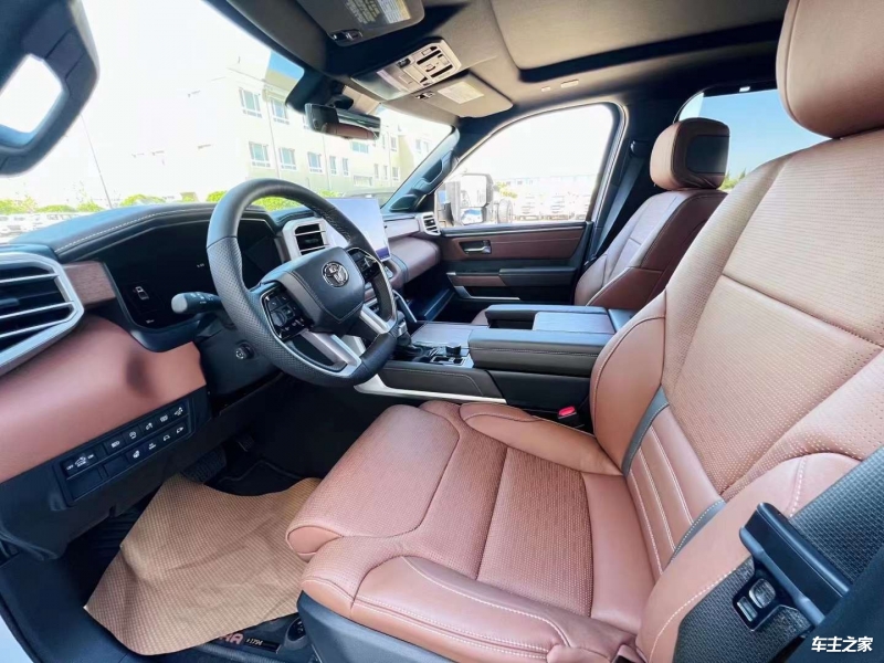 2024款丰田坦途3.5T价格 各款配置分析