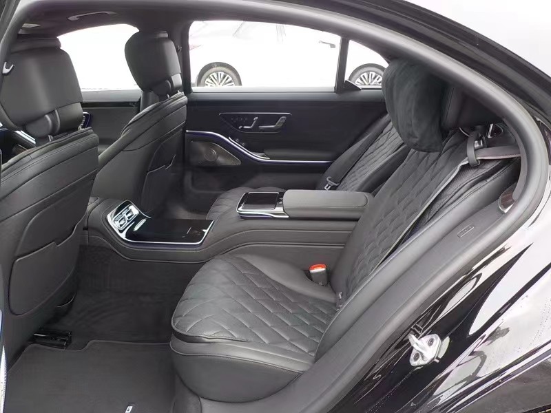 2025新奔驰S级加版降价6万 售四川