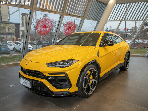 成都兰博基尼Urus价格最低270万起售 直降29.7万